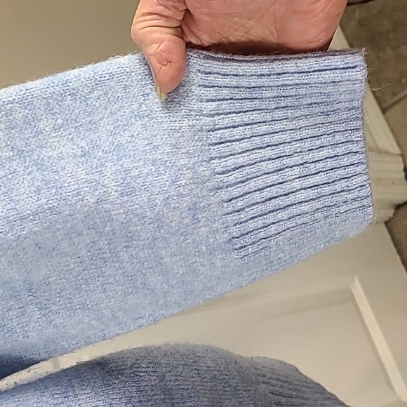 Defacto Sweater - Picture 4 of 11